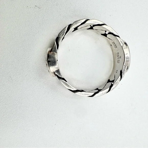 Gucci Sterling Silver Interlocked G Black Enamel Chain Link Ring - 17 - Picture 3 of 3